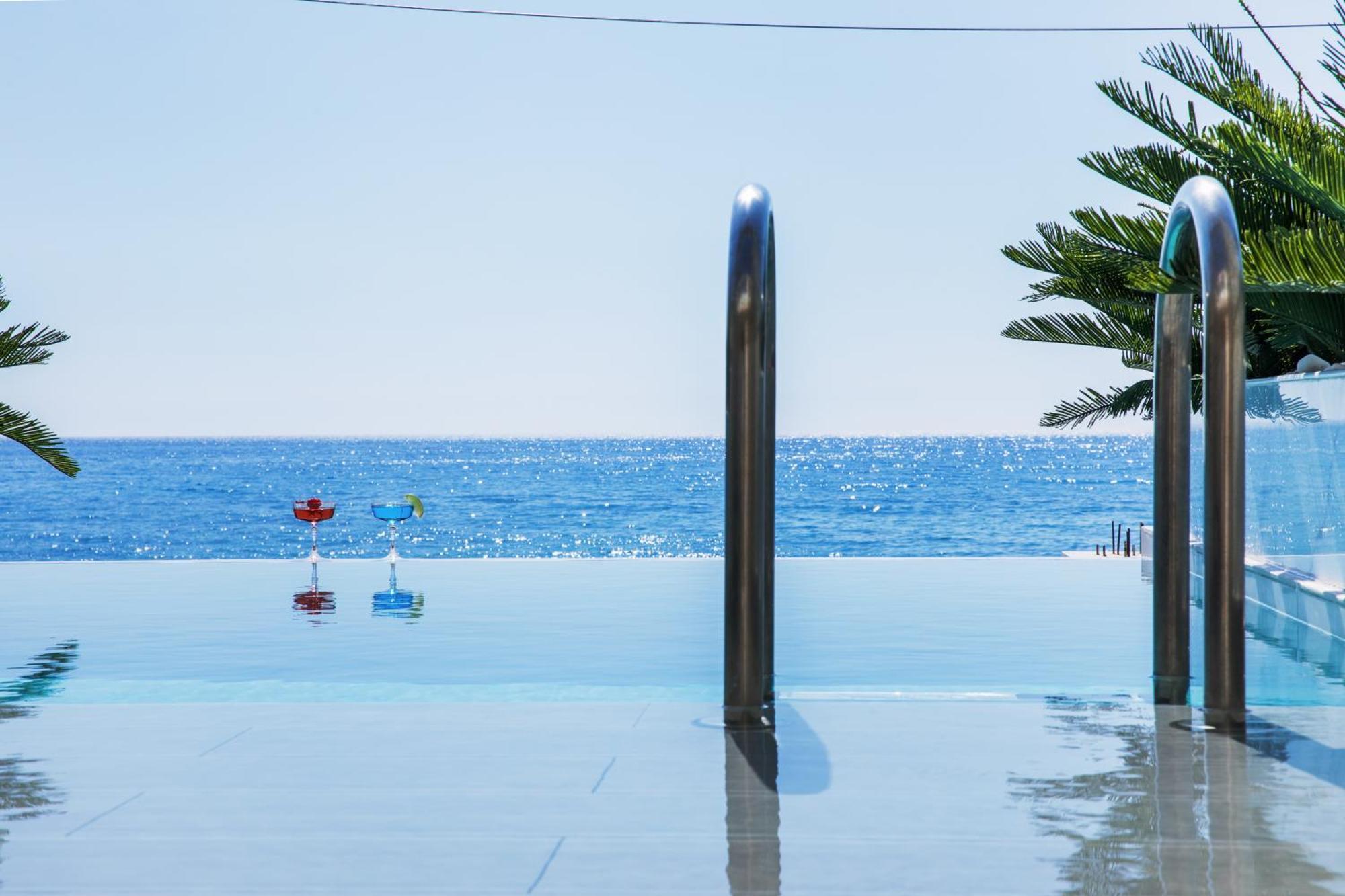 Agios Gordios Beach Resort Ngoại thất bức ảnh