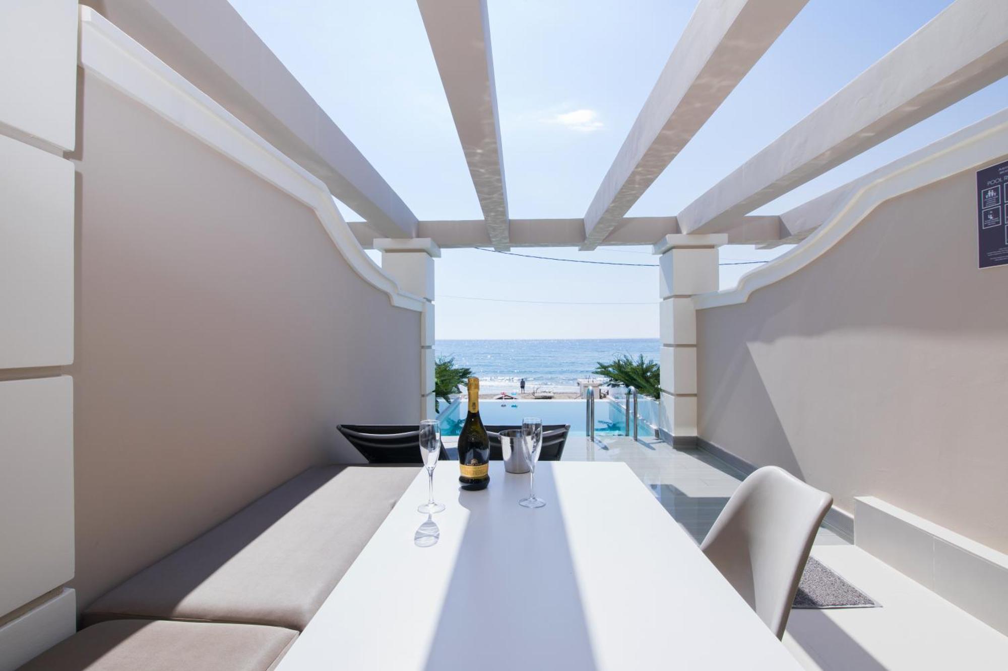 Agios Gordios Beach Resort Ngoại thất bức ảnh