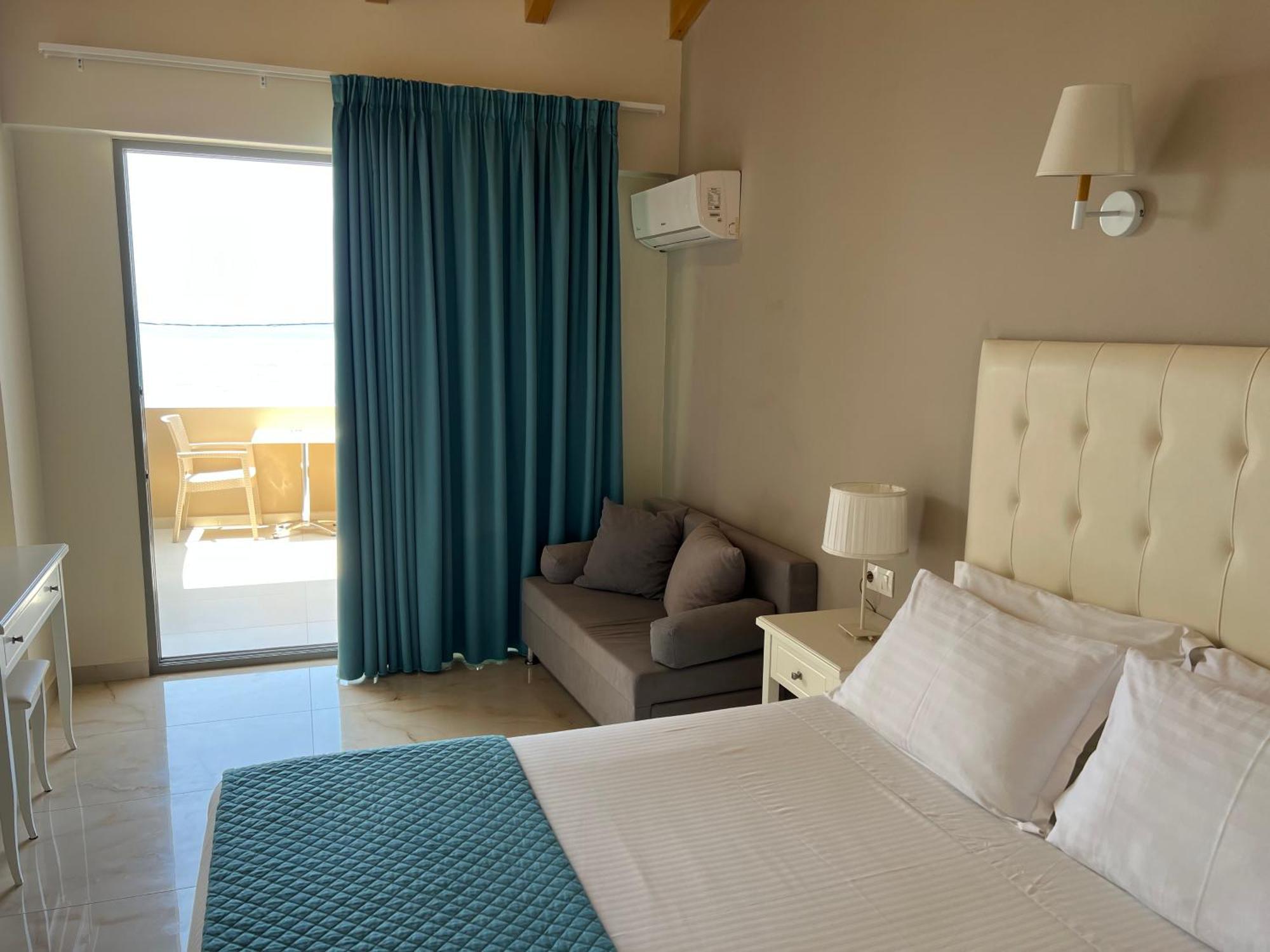 Agios Gordios Beach Resort Ngoại thất bức ảnh